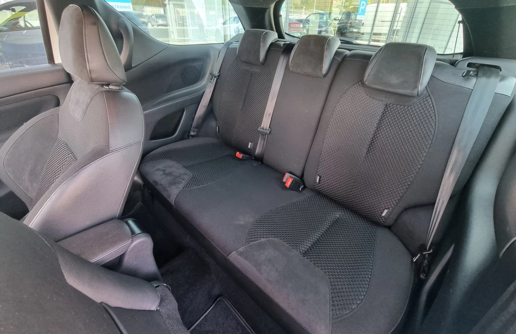 Zunanja slika - Citroën DS3 - 1.2 PURETECH CHIC - Avtomatik - POTRJENA SERVISNA - 10