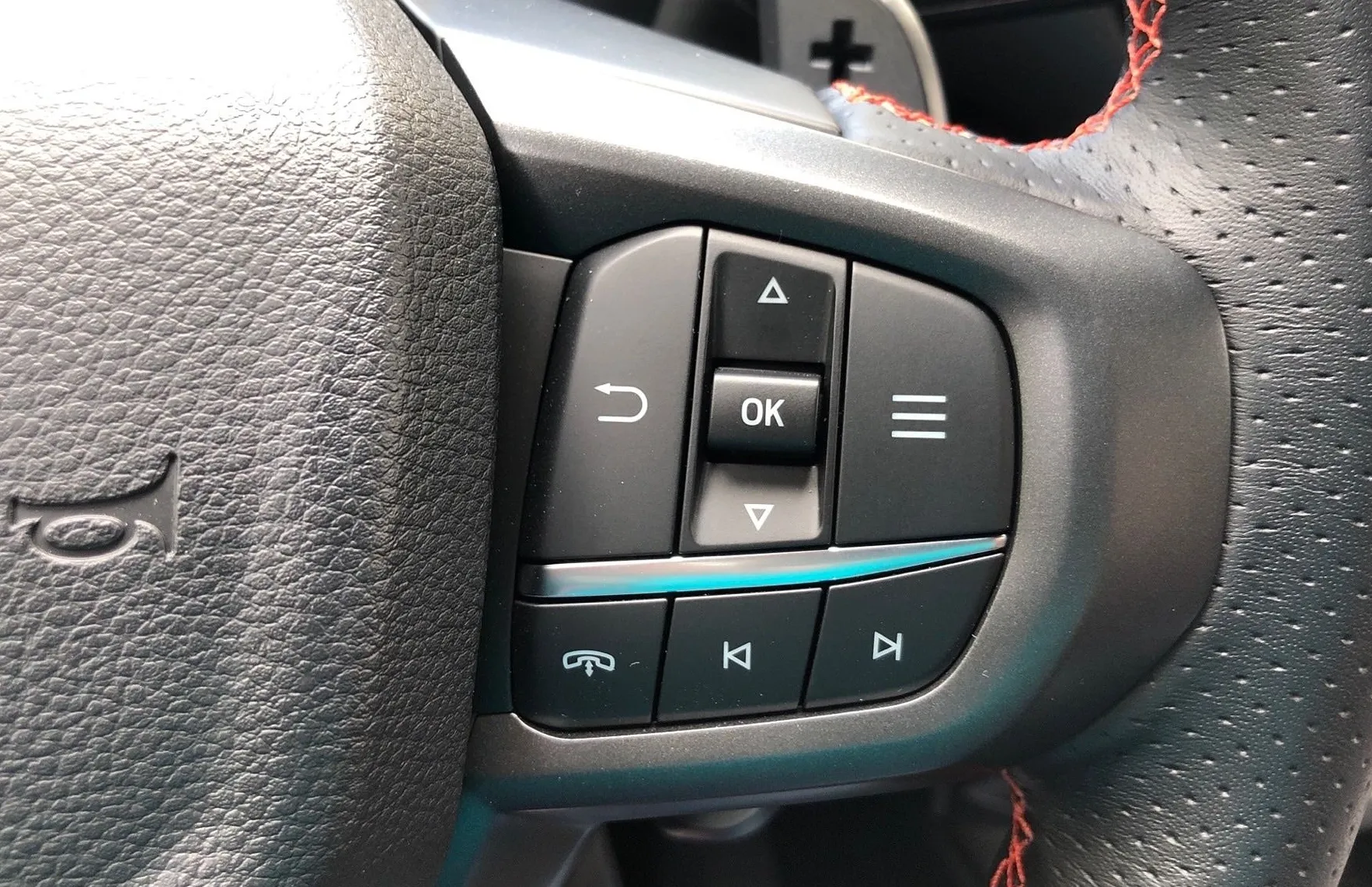 Zunanja slika - Ford Ranger - RAPTOR 2.0 ECOBLUE 210PS A10 e-AWD-ZALOGA - 17