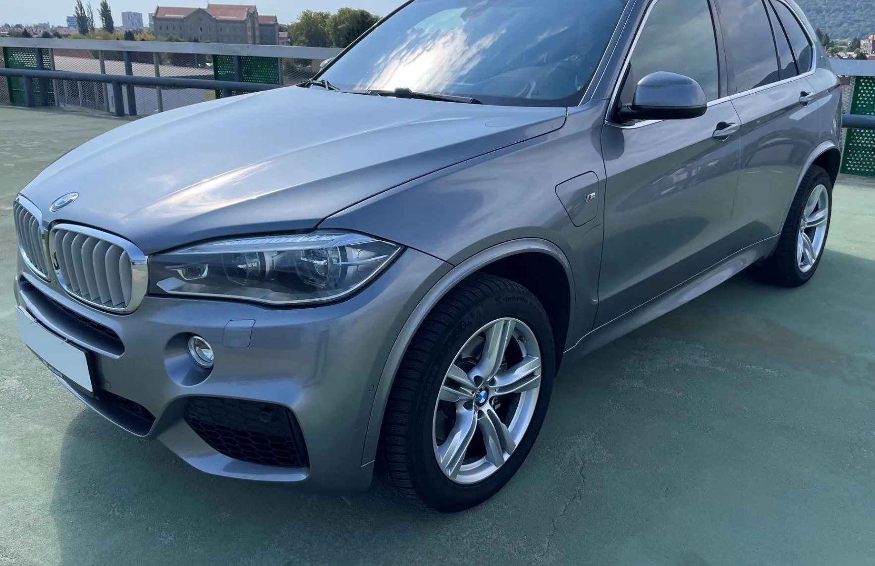 Zunanja slika - BMW X5 - serija : X 5 XDRIVE 40 e AUT. LED.NAVI. KAMERA 360. OGR.SED - 1
