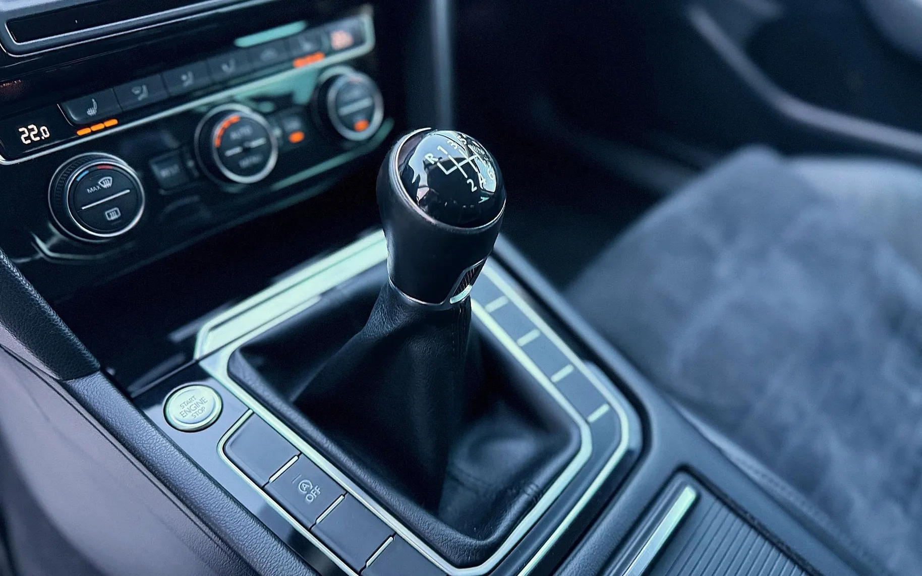 Zunanja slika - Volkswagen Passat - Variant 2.0 TDI BMT Highline LED NAVI USNJE KEYLESS ALU17 - 18