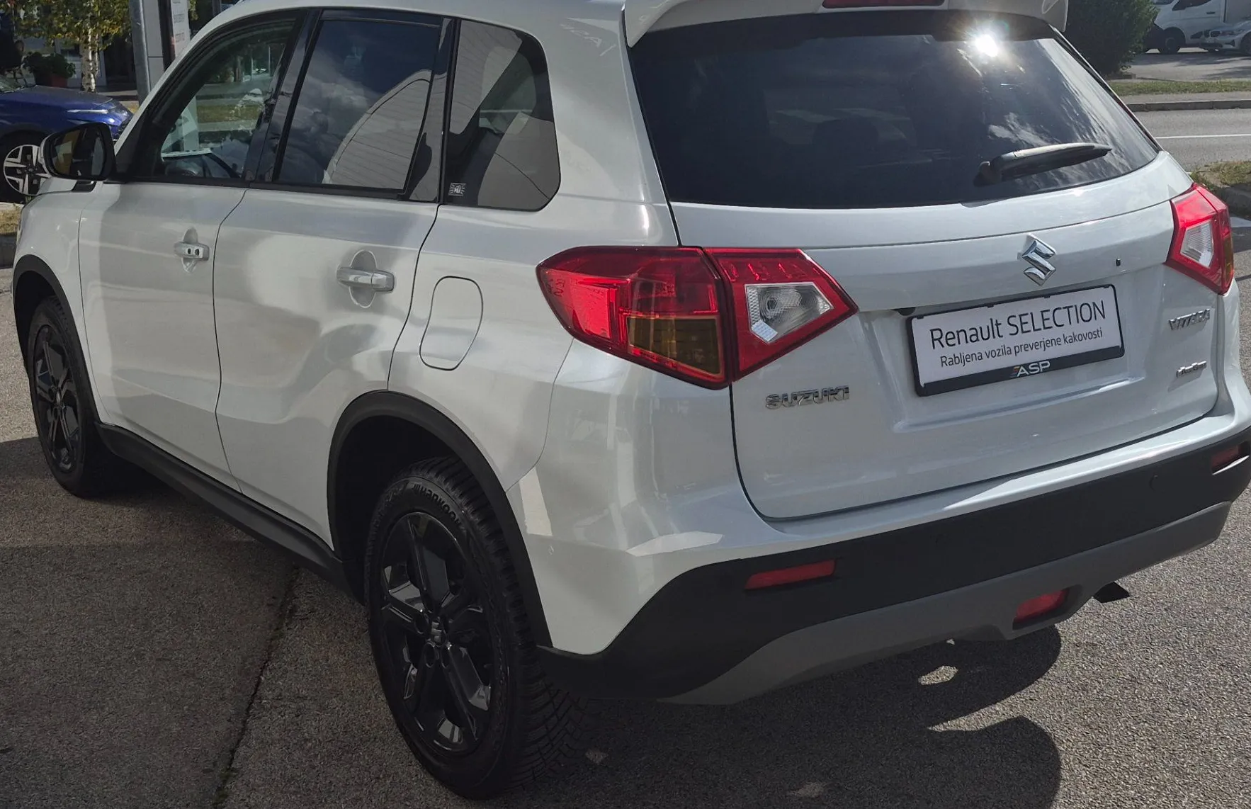 Zunanja slika - Suzuki Vitara - 1.4 Boosterjet 4x4 - 7