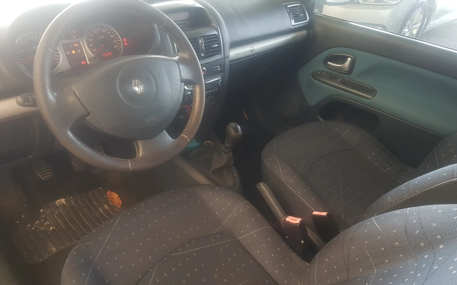 Zunanja slika - Renault Clio - 1,2 16V Billabong - 7