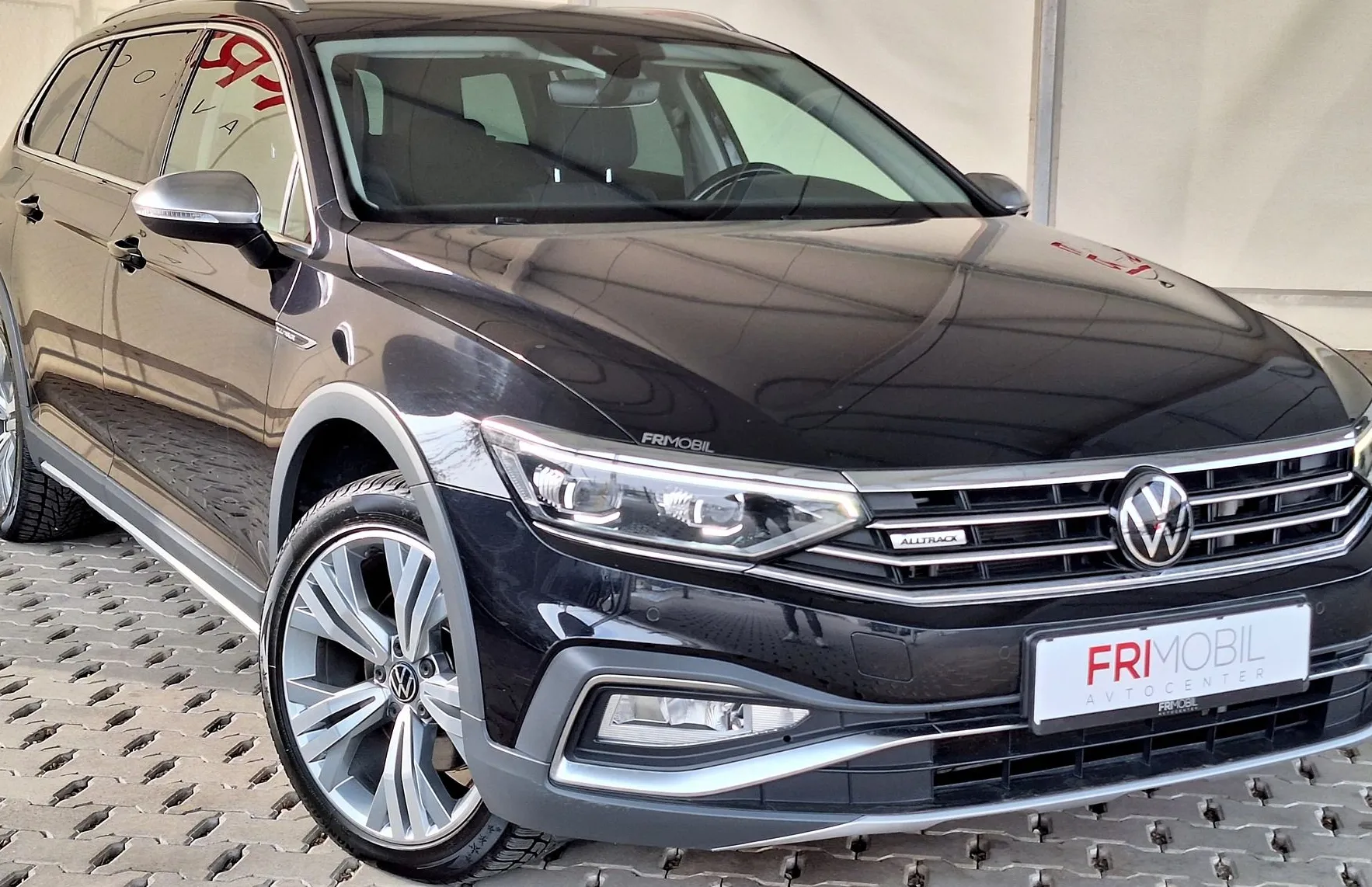 Zunanja slika - Volkswagen Passat - Alltrack 2.0 TDI 4MOTION Alltrack•VL.KLJUKA•WEBASTO•IQ LED - 2