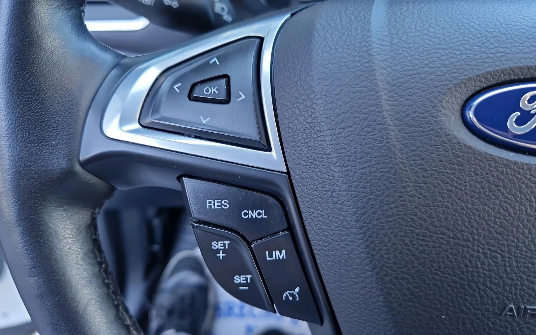 Zunanja slika - Ford S-MAX - 2.5 HYBRID FHEV TITANIUM AVT.-LED-NAVI-USNJE-KAMER - 16