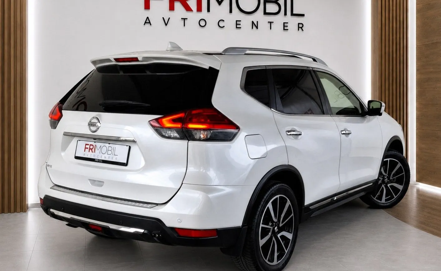 Zunanja slika - Nissan X-Trail - 4WD 2.0 dCi Tekna+ X-Tronic•PANORAMA•VL.KLJUKA•S - 3