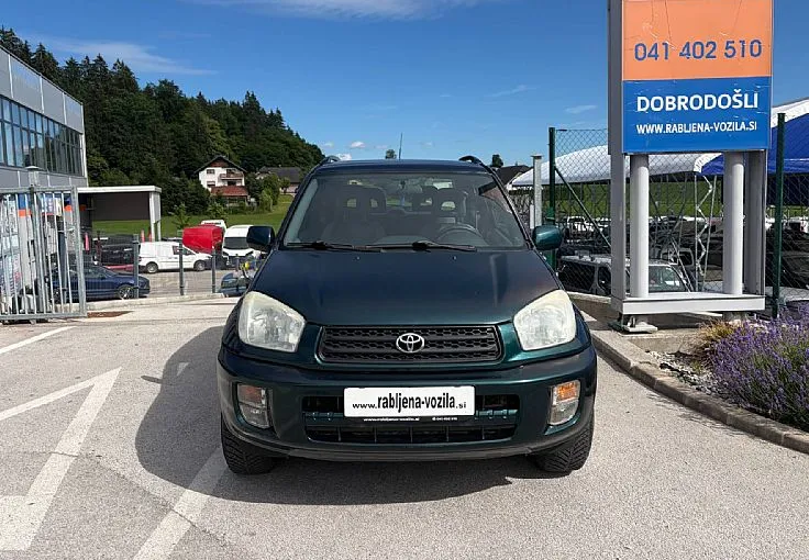 Zunanja slika - Toyota RAV4 - 4x2 1.8 VVT-i - 2
