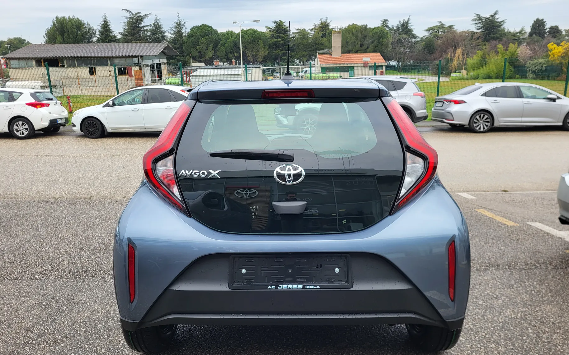 Zunanja slika - Toyota Aygo - X - 7