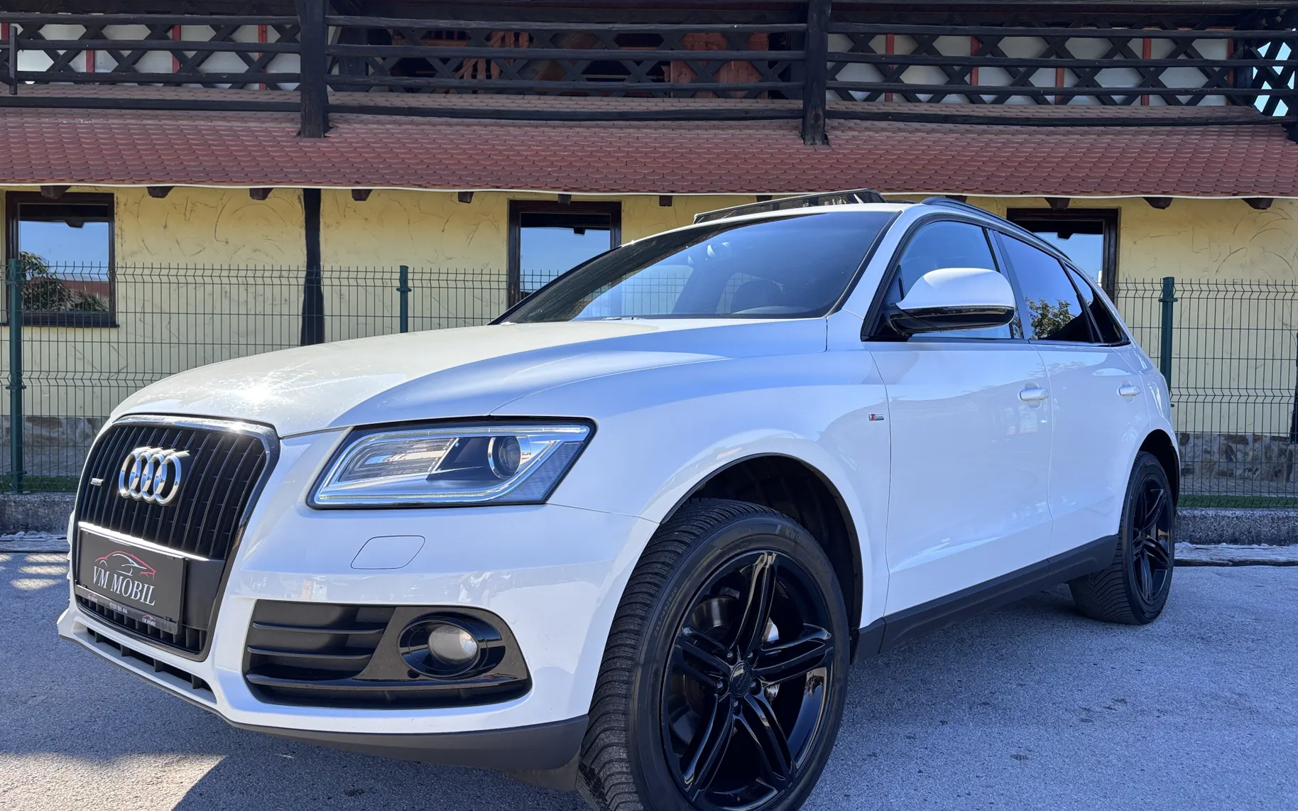 Zunanja slika - Audi Q5 - 2.0 TDI QUATTRO - S LINE-PANO-20 COL-VEL.SERV-KLJUKA - 1