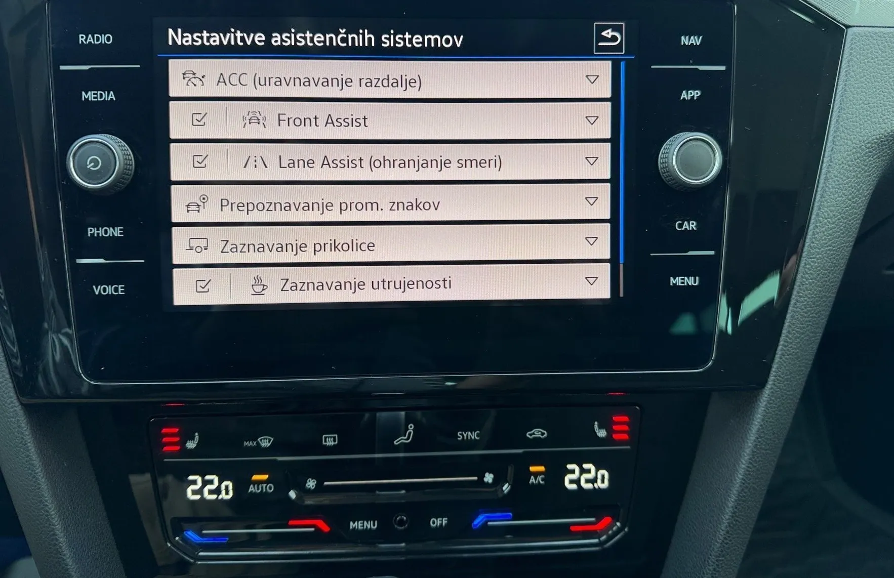 Zunanja slika - VW Passat - Variant 2.0 TDI DSG Kamera - Kljuka... - 14