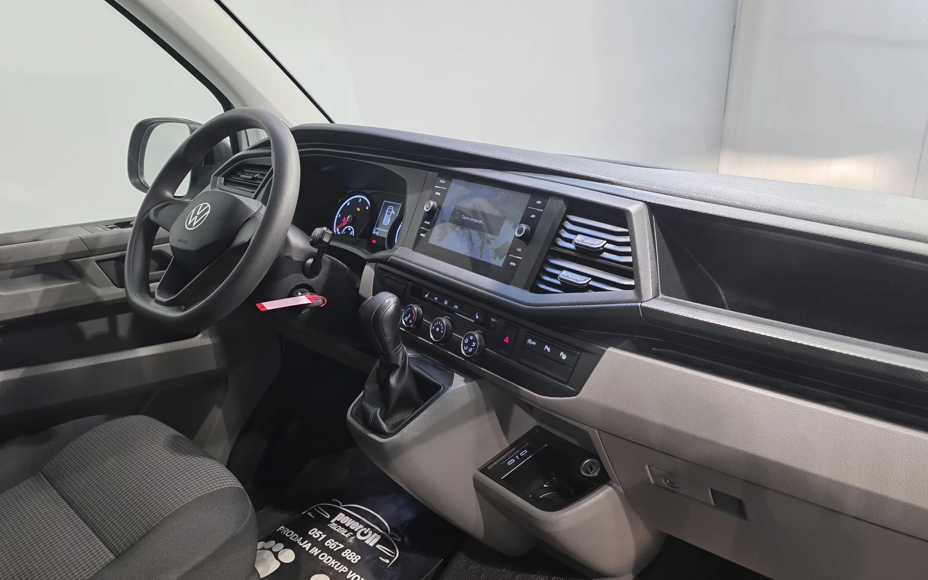 Zunanja slika - Volkswagen Transporter - Multivan Multivan T6.1 2,0 TDI DSG - 11