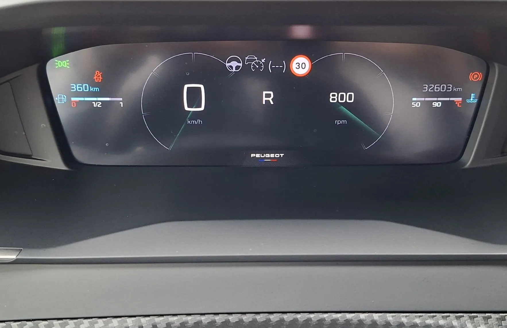 Zunanja slika - Peugeot 2008 - ALLURE 1.2 PURE TECH 130 EAT8 - 14