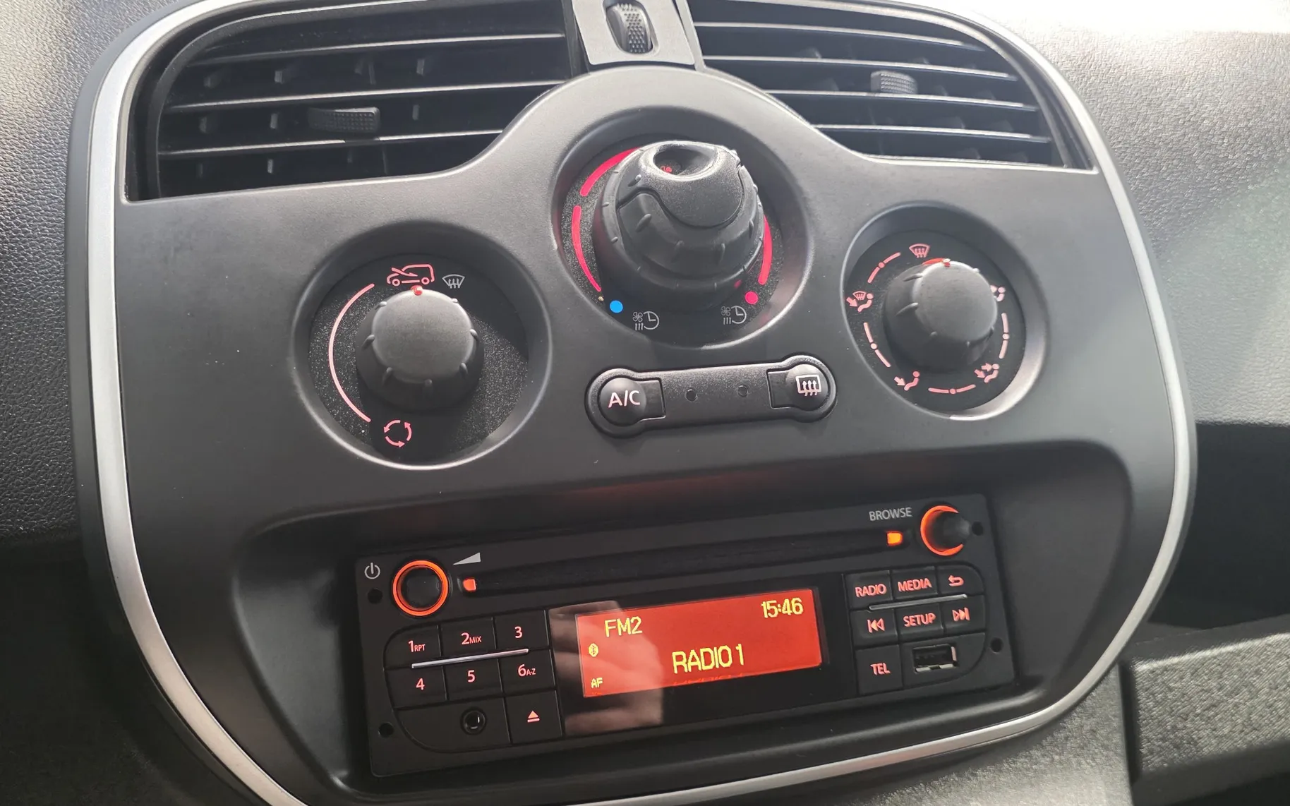 Zunanja slika - Renault Express - Kangoo  Electric ZE33 KLIMA PDC - 12