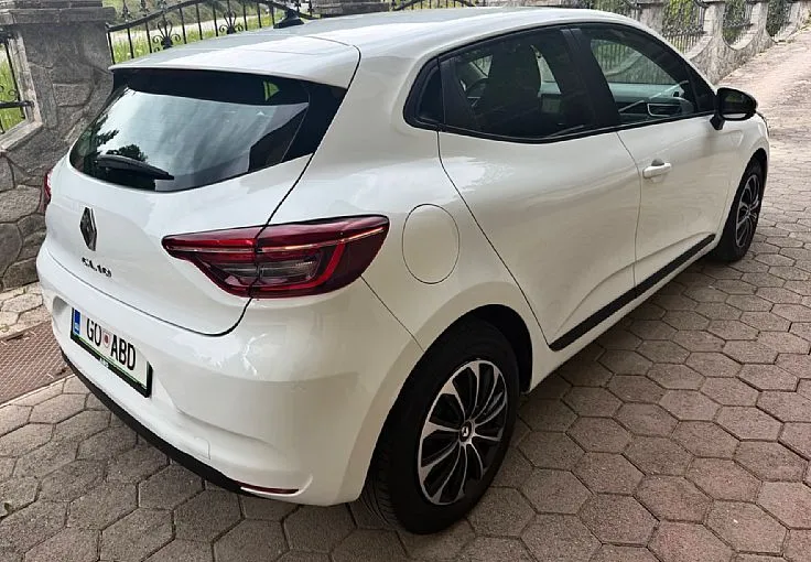 Zunanja slika - Renault Clio - 1.5 Dci 1.LASTNIK SPORT NAVI TEMP LETNO JAMSTVO - 4