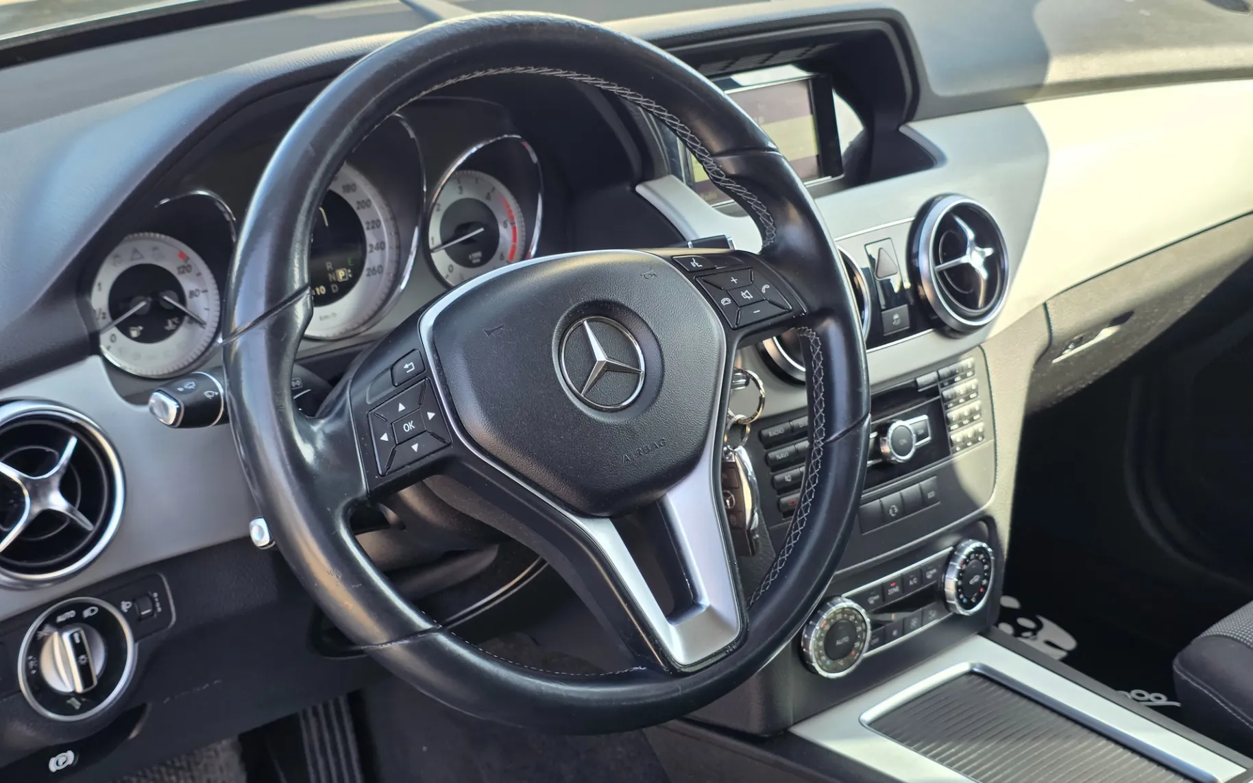 Zunanja slika - Mercedes-Benz GLK-Razred - 200CDI AUT. - 10