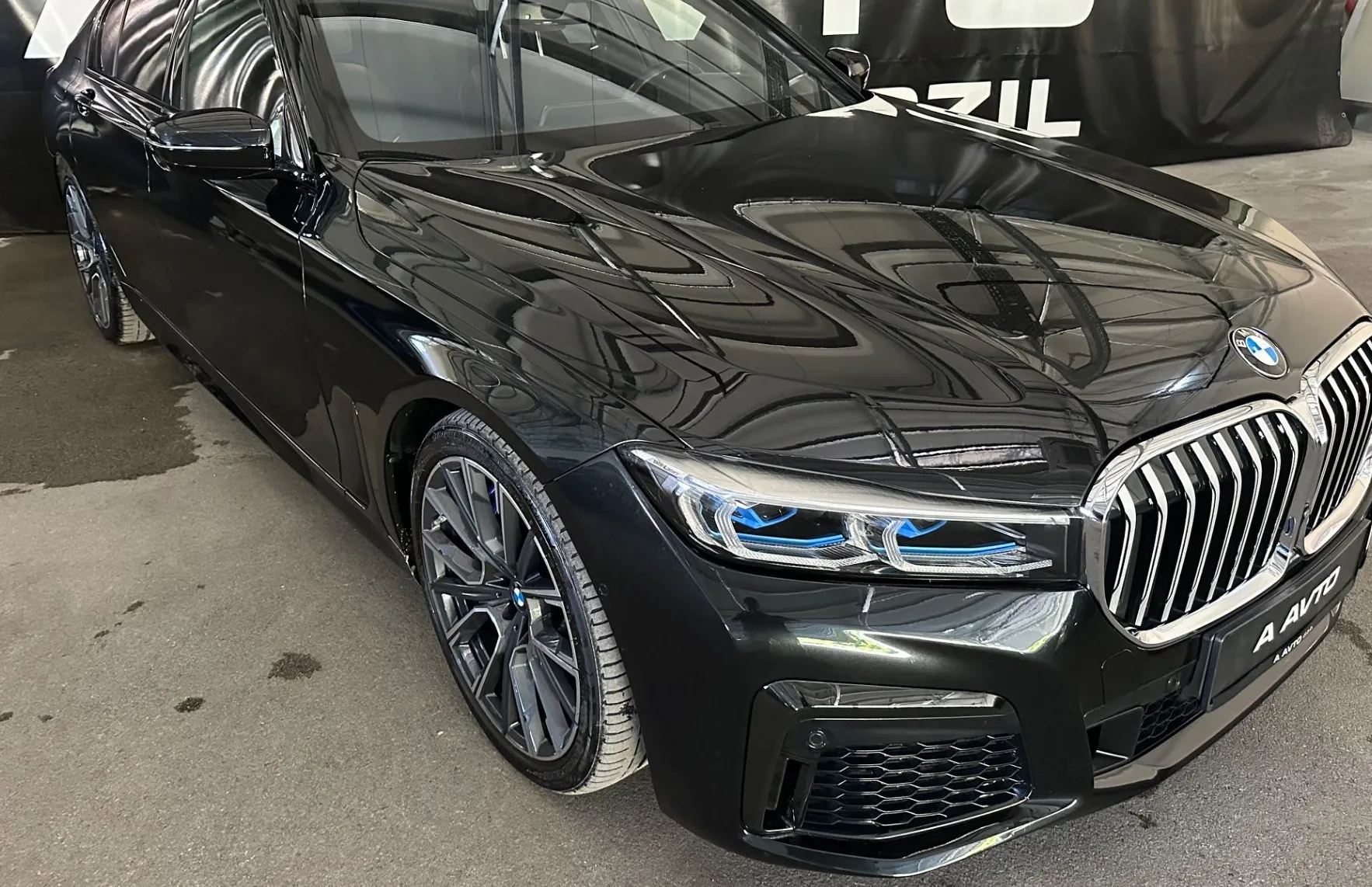 Zunanja slika - BMW Serija 7 - : 740d xDrive Avt.-STR.OKNO-SOFT CLOSE-LASER-ZRAČNO - 2