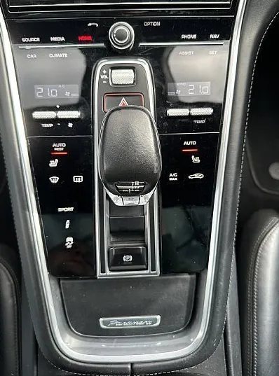 Zunanja slika - Porsche Panamera - 3.0 V6 4 EXECUTIVE DCT 4WD-PANORAMA-ZRAČNO-BOSE... - 14