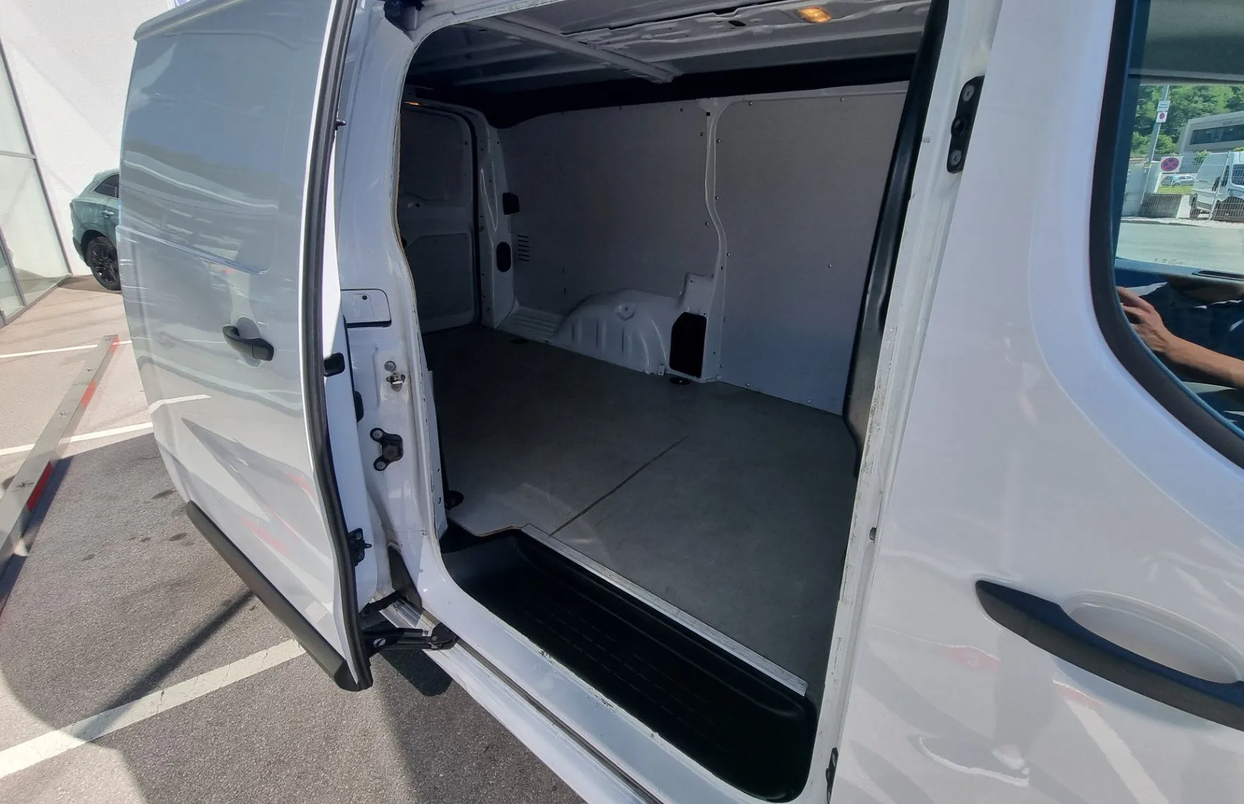 Zunanja slika - Fiat Scudo - 1.5 M-JET L3 - 9