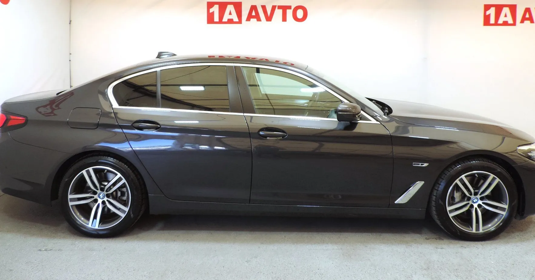 Zunanja slika - BMW Serija 5 - : 545e xDrive Avt. PRIKLJUČNI HYBRID - 4