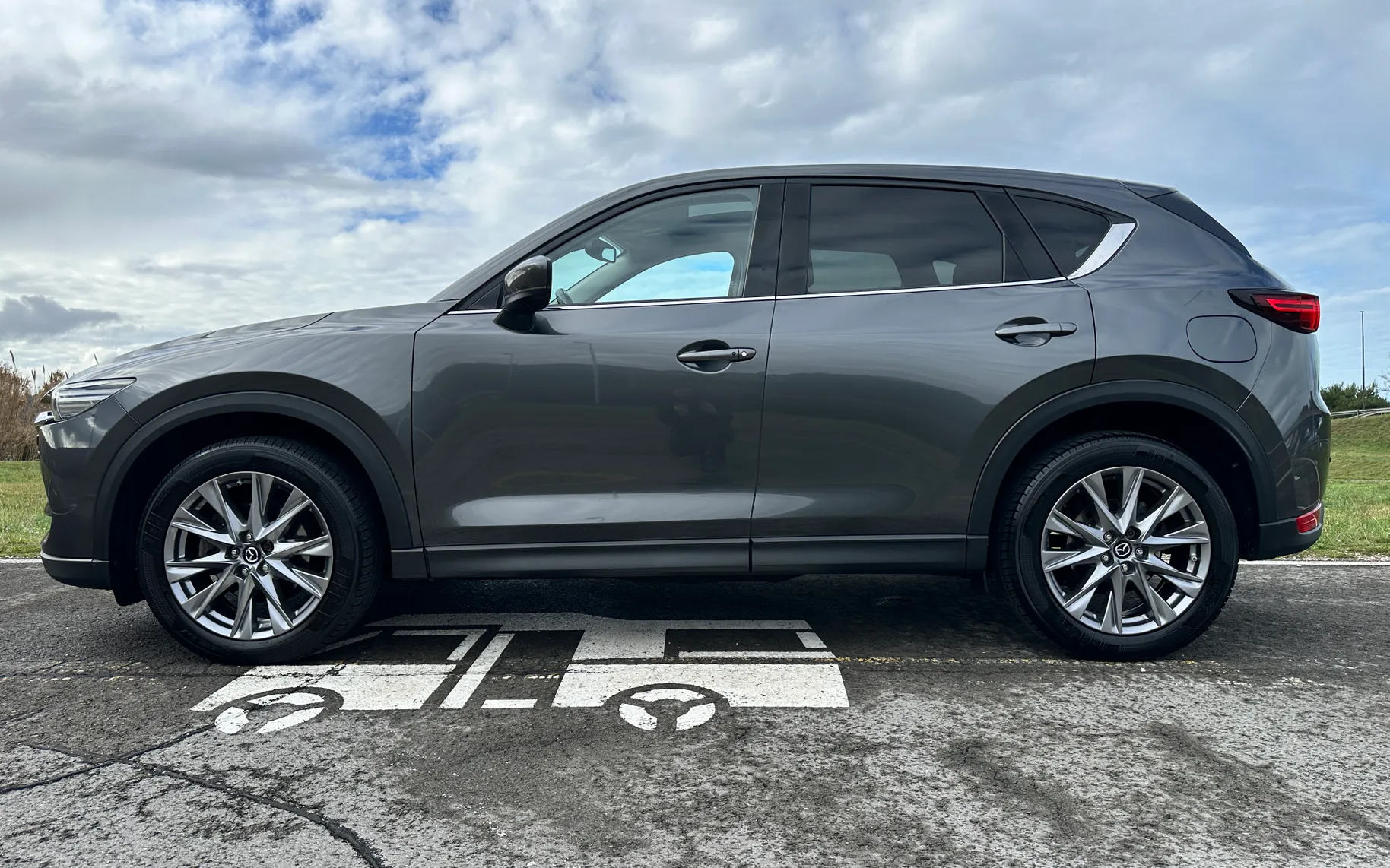 Zunanja slika - Mazda CX-5 - 2.2 SKYACTIV AWD Sports-Line AUT-PANO-360-BOSE-HUD - 6