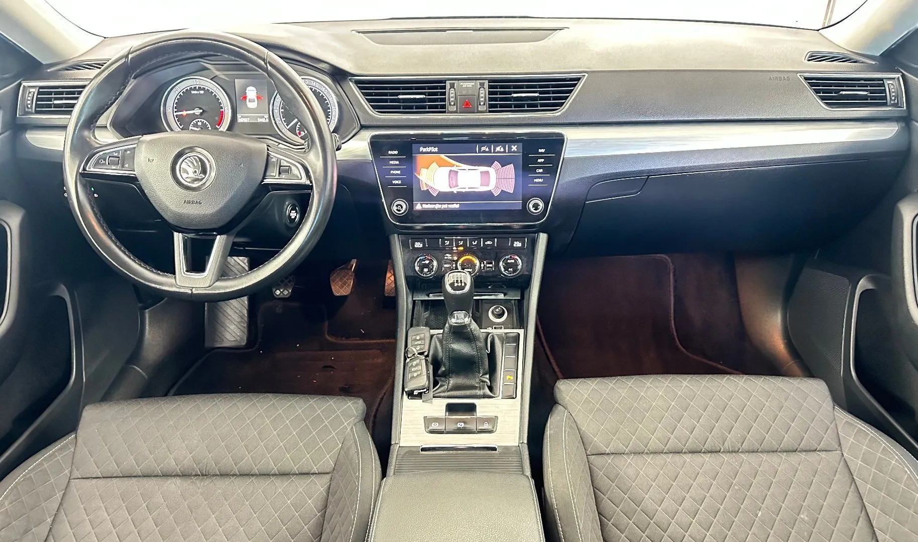 Zunanja slika - Škoda Superb - 2.0 TDI.NEMŠKI+4ALU.NAVI.LIMOZINA.TOP CENA - 2