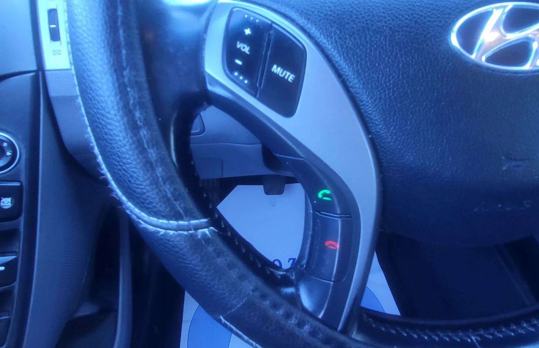 Zunanja slika - Hyundai Elantra - 1.6 CVVT Comfort slo-1lastnik-acc-potrjena servisn - 11