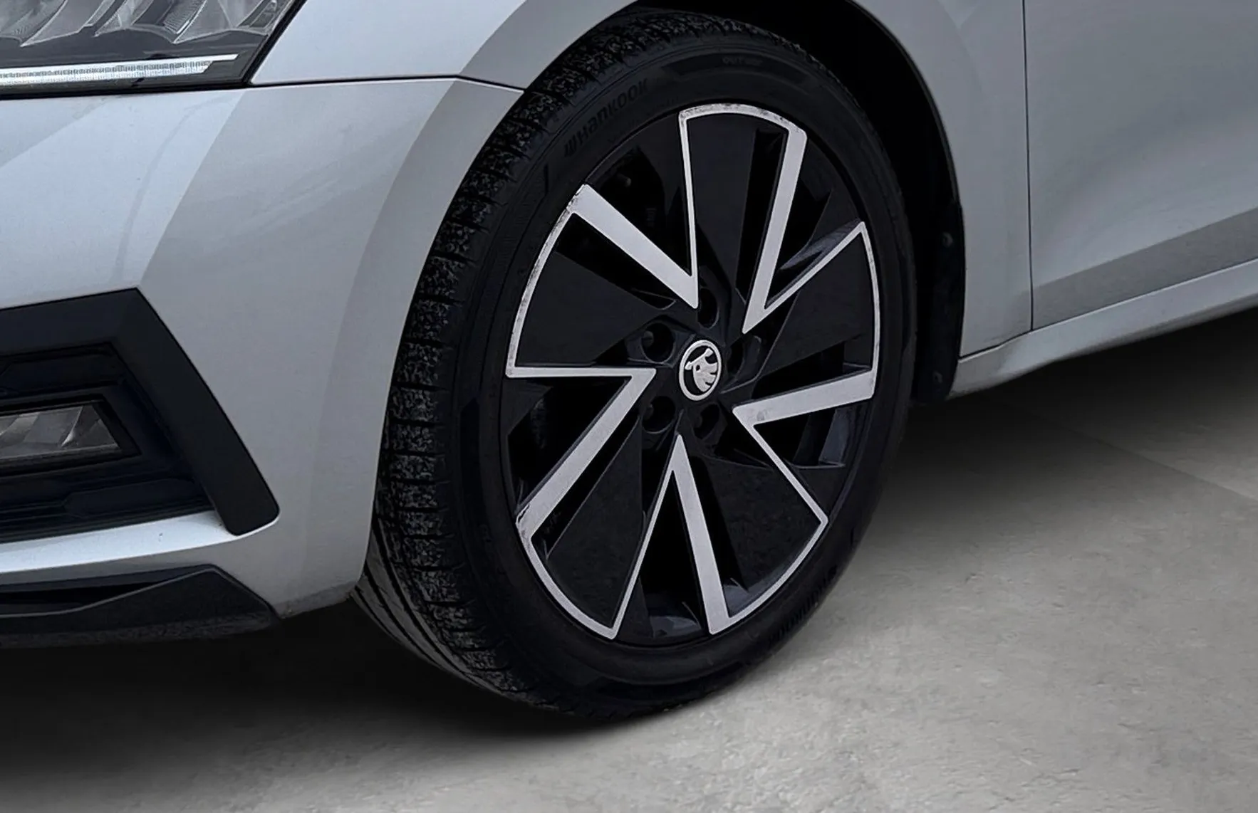 Zunanja slika - Škoda Octavia - 2.0 TDI Sportline 110 kW DSG-Keyless-LED-PDC - 6