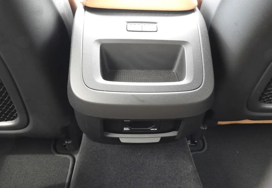 Zunanja slika - Volvo V60 Cross Country - D4 AWD AUT Momentum Pro - 13