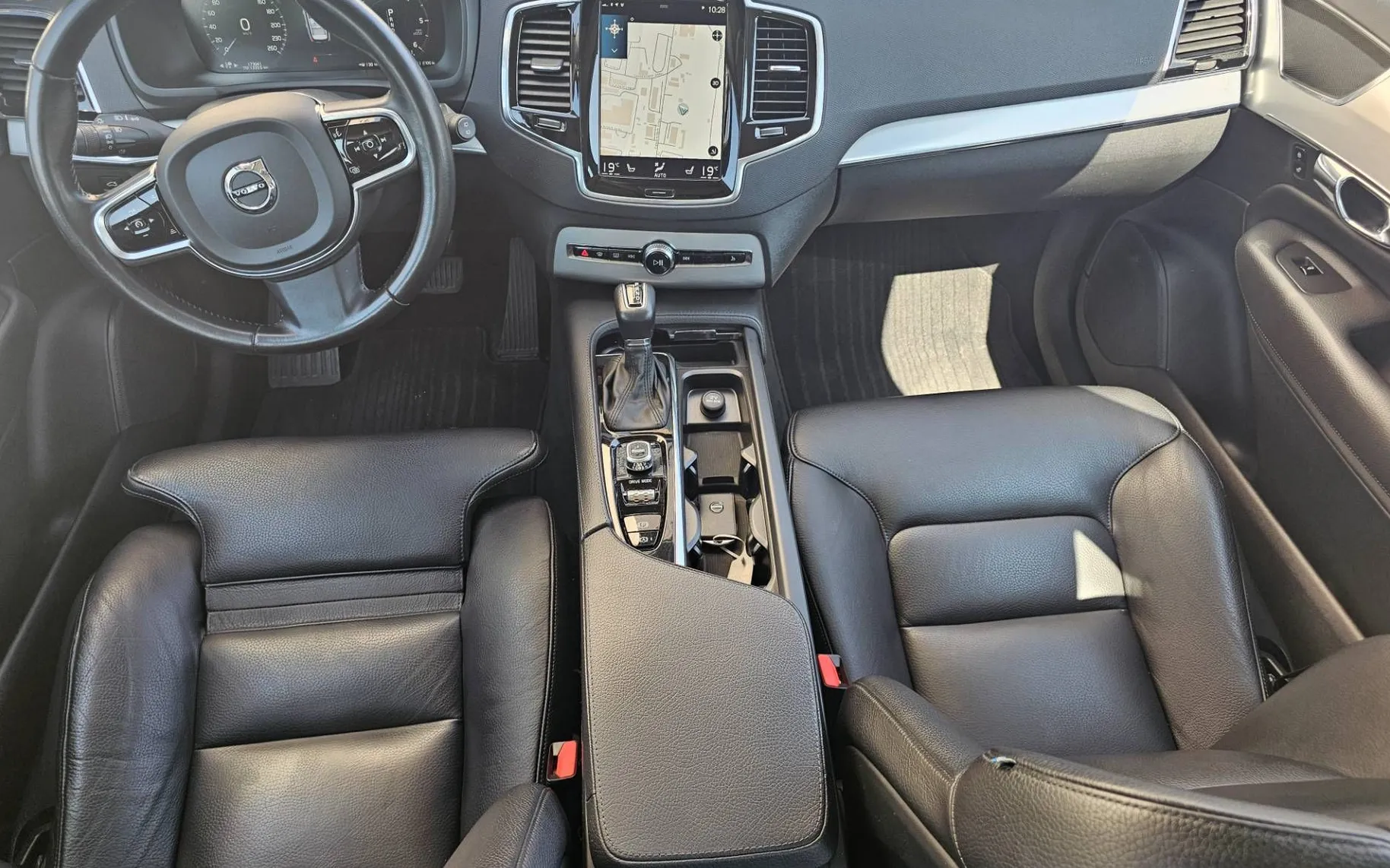 Zunanja slika - Volvo XC90 - D5 AWD MOMENTUM BLIS ACC LED KAM NAVI... - 11