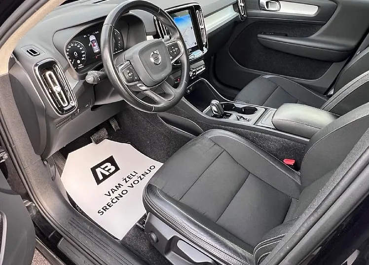 Zunanja slika - Volvo XC40 - D3+LED+NAVI+KAMERA+ALU+KEYLESS GO+AUTO HOLD - 9