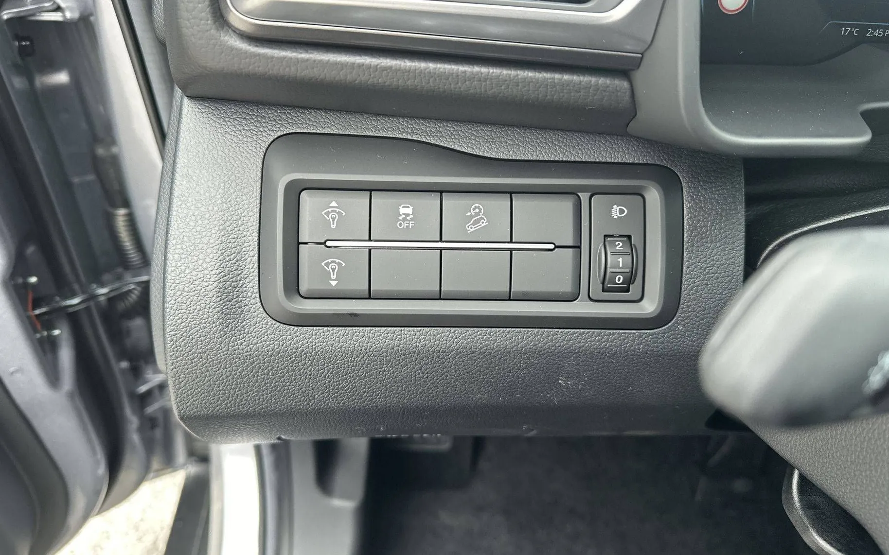 Zunanja slika - SsangYong Tivoli - 1.5 T-GDi Fresh 2WD A T - 12