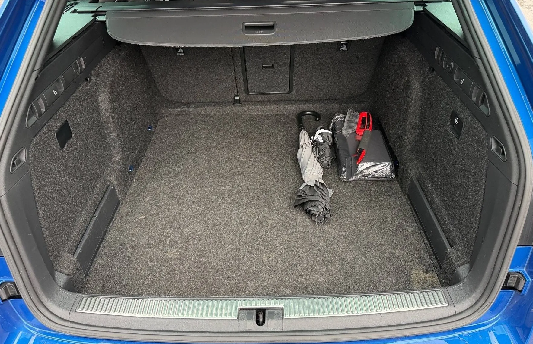 Zunanja slika - Škoda Superb - 2.0 TDI Sportline Combi DSG147kW-DCC-Memory-Canton - 9