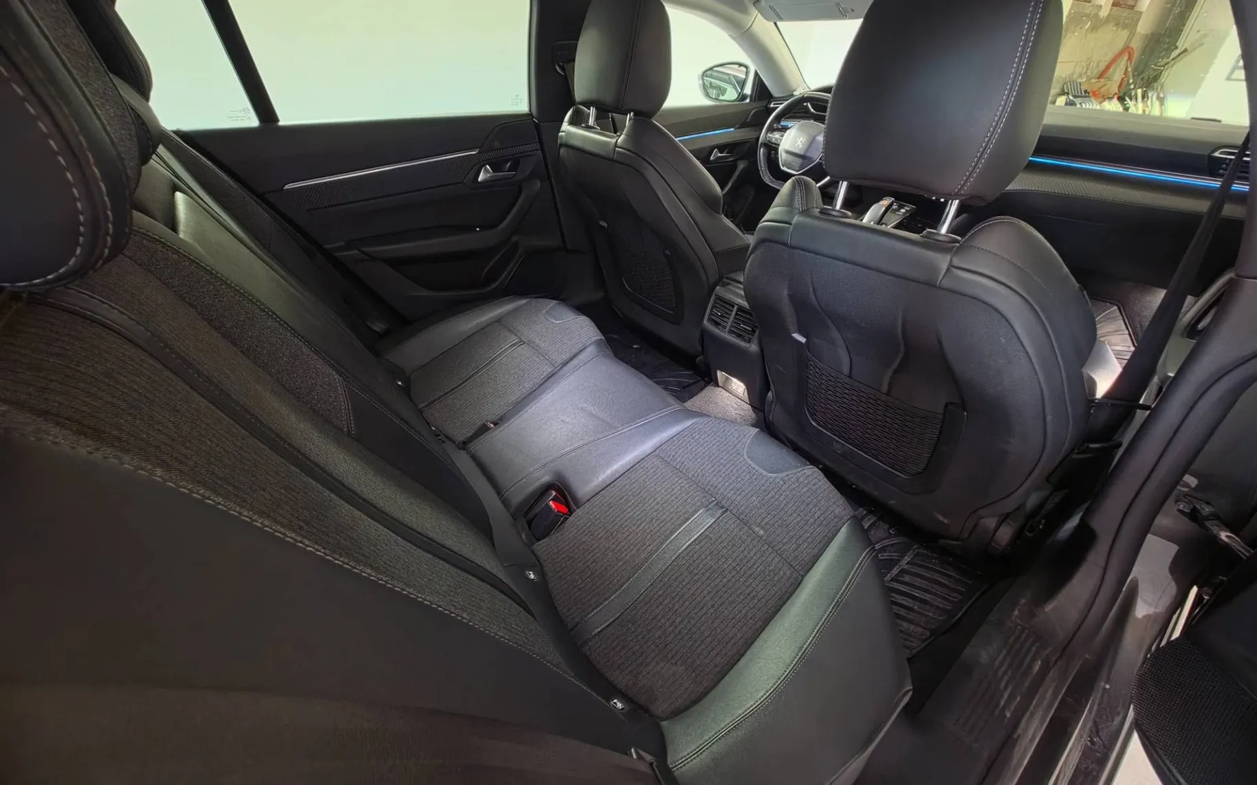 Notranja slika - Peugeot 508 - SW 2.0 BlueHDi GT Line Avt. MAX OPREMA - 11