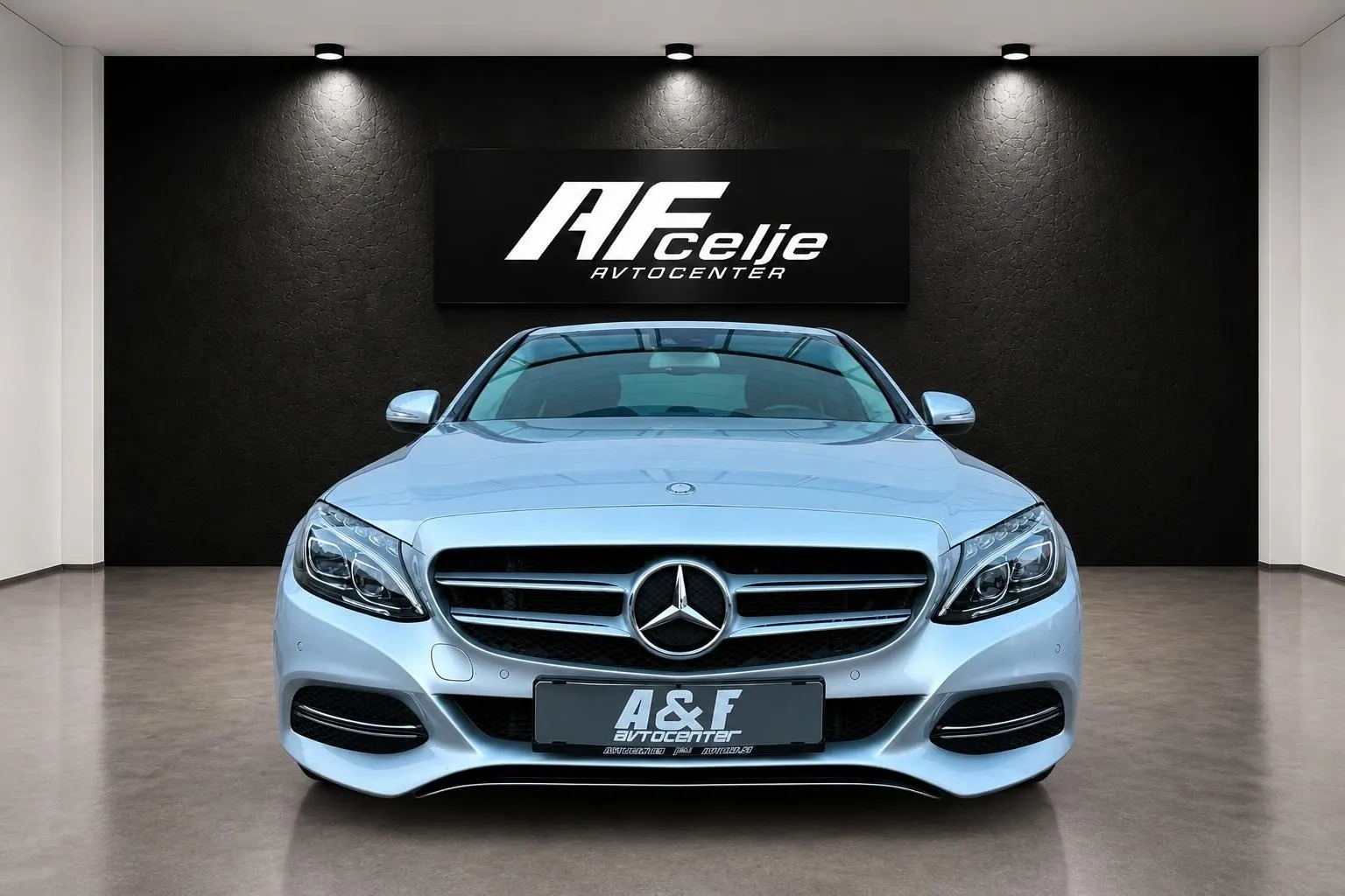 Zunanja slika - Mercedes-Benz C-Razred - 200 CDI-AUT-89.000km-LIZING ZA TUJCE-1 LASTNIK-... - 2