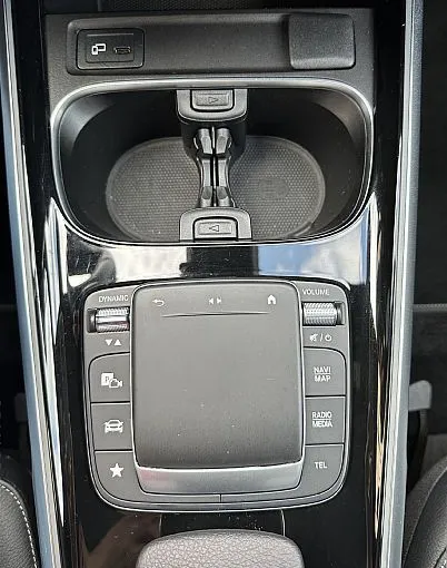 Zunanja slika - Mercedes-Benz GLB-Razred - GLB 200d-AVT.-MULTIBEAM LED-WIDESCREEN-18COL-NAVI - 15