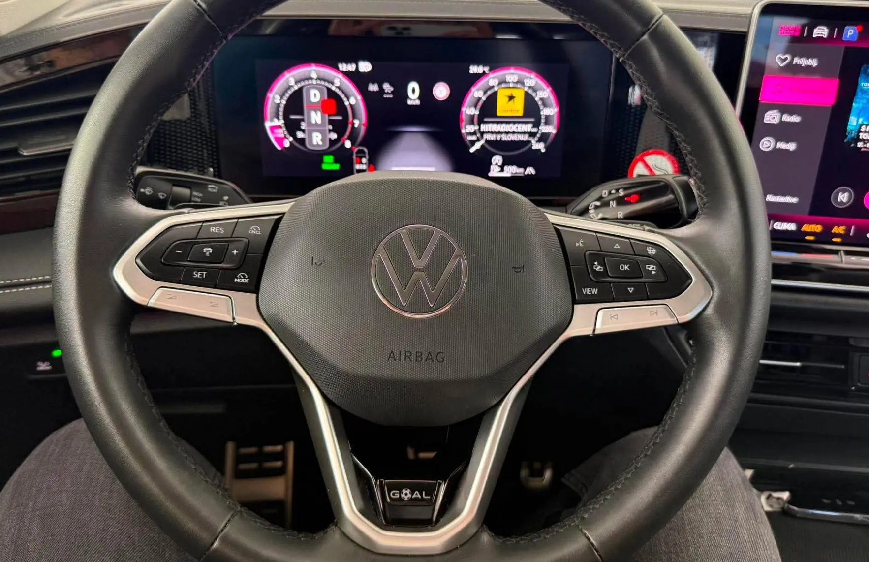 Zunanja slika - Volkswagen Tiguan - GOAL 1.5 eTSI 96kW DSG.NEMŠKI.KAMERA.LED.ACC. - 9
