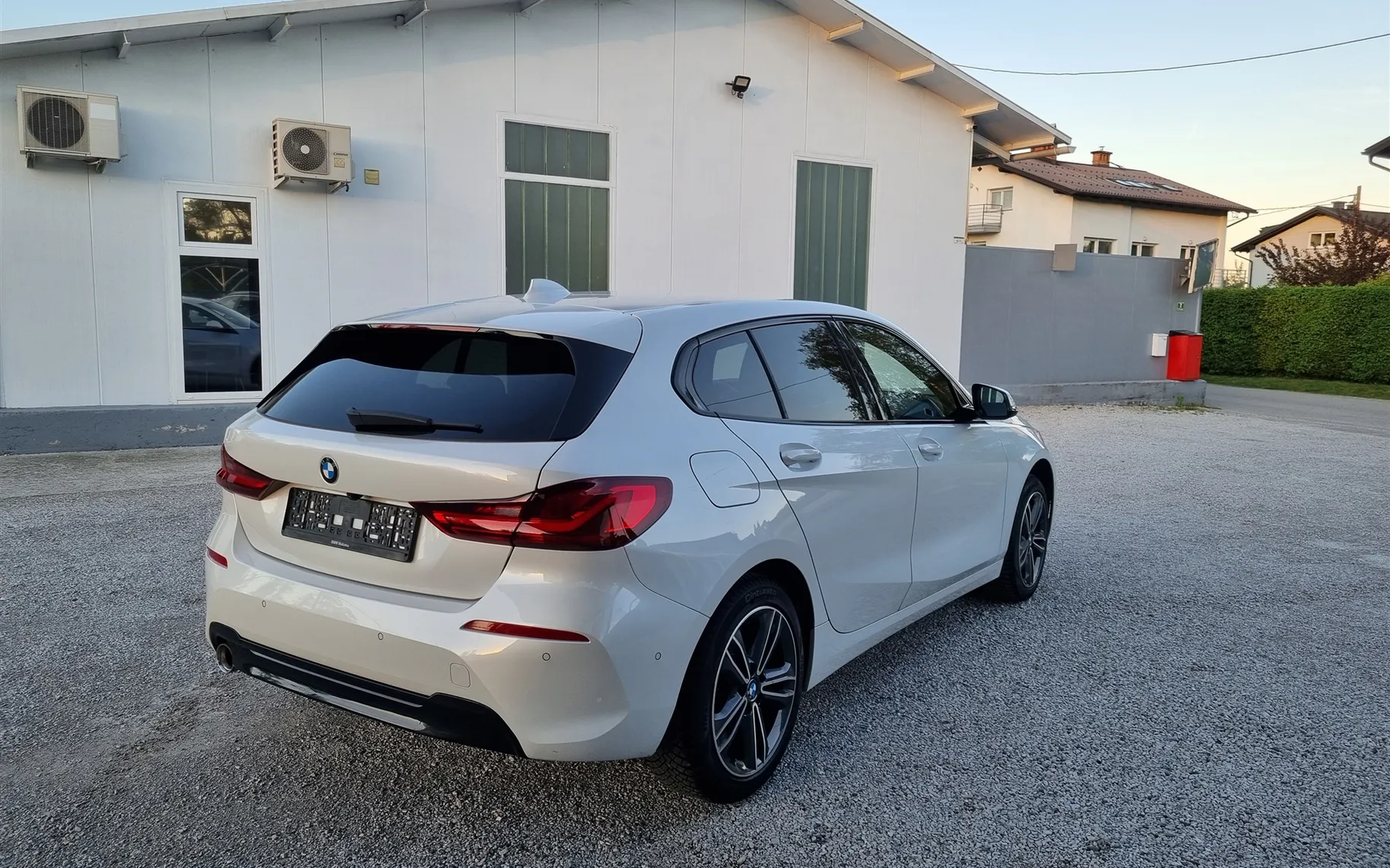 Zunanja slika - BMW Serija 1 - 118i - 2