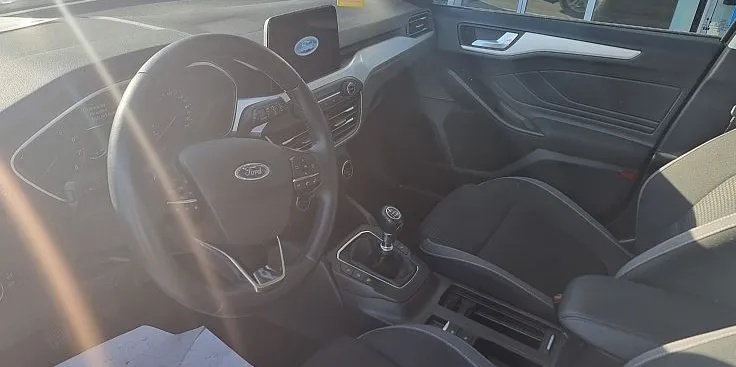 Zunanja slika - Ford Focus - 1.0 EcoBoost mHEV 92 kW Connected - 8