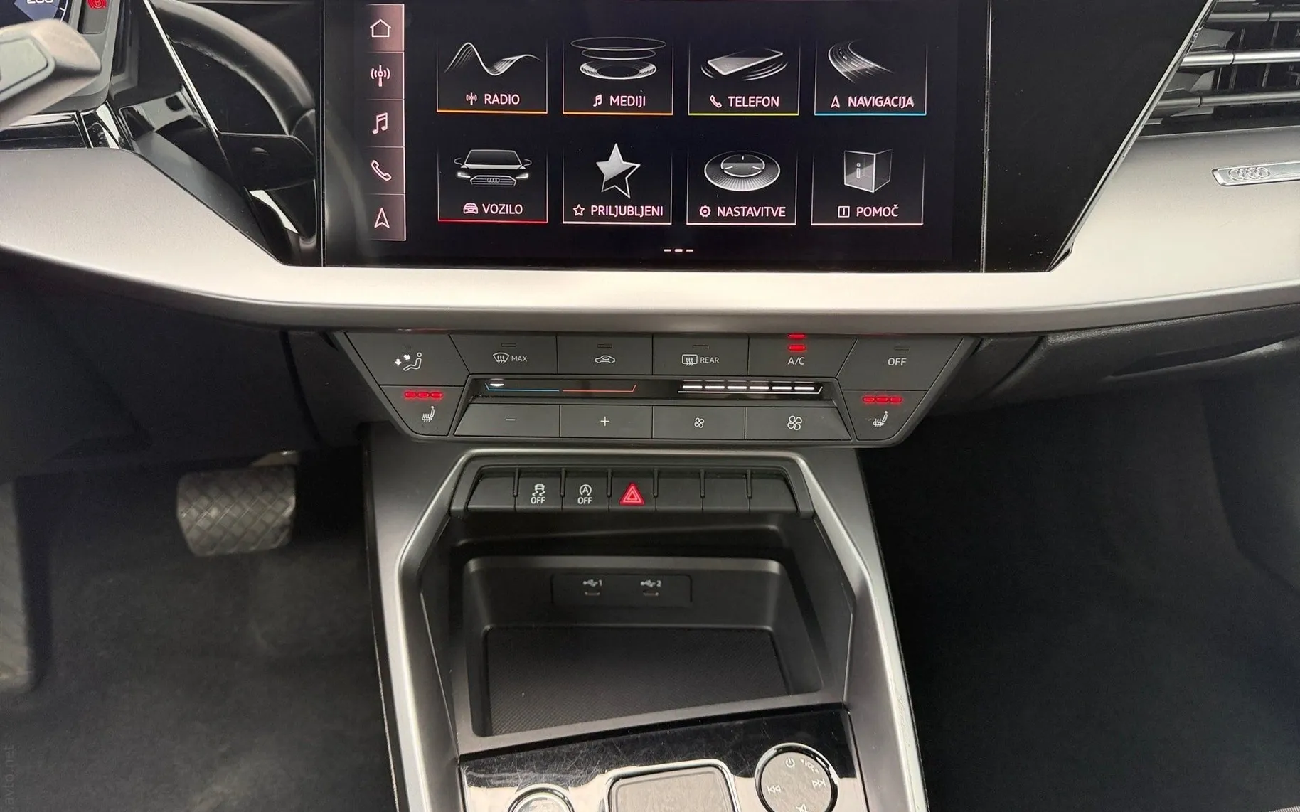 Notranja slika - Audi A3 - Sportback 30 TDI S Tronic-LED-ACC-PDC-Vzv.Kamera.. - 9