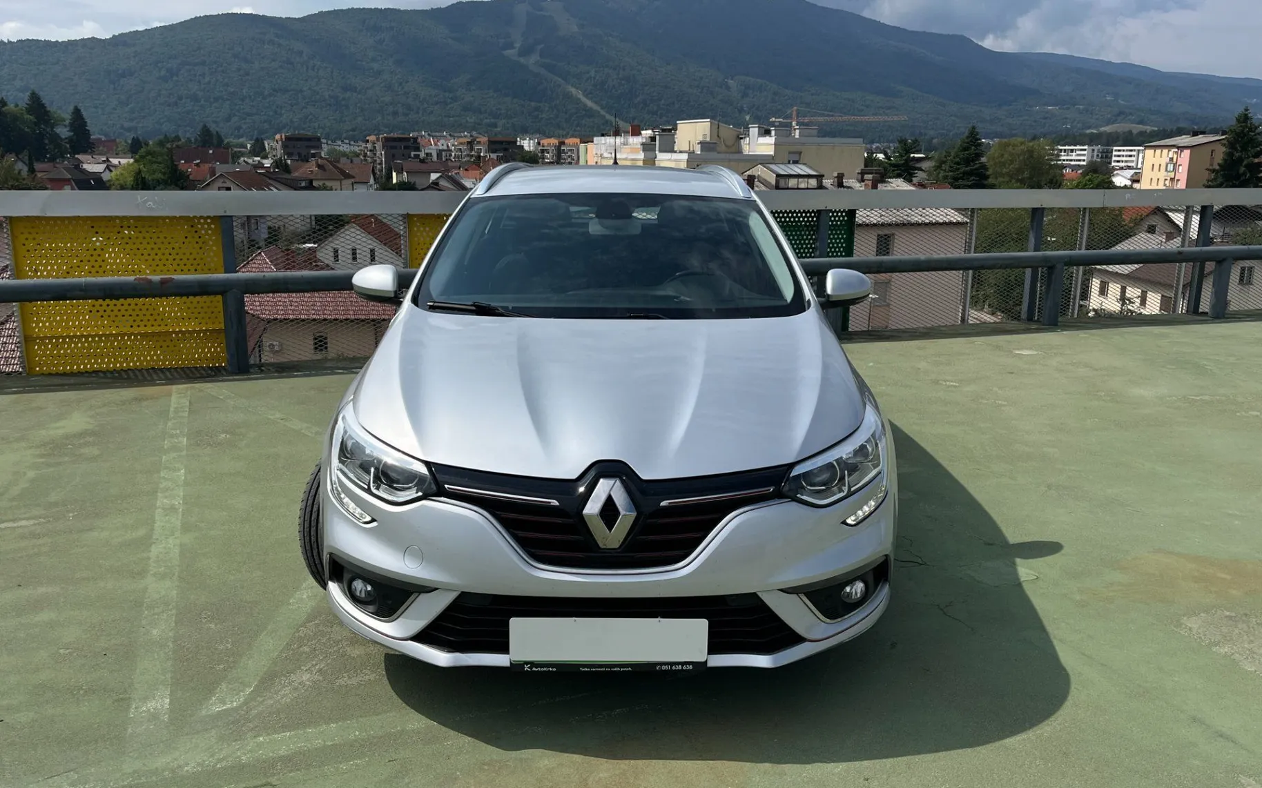 Zunanja slika - Renault Megane Limousine - Grandtour dCi 110 Bussines XEN.2X PDC. - 2