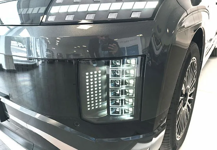 Zunanja slika - Hyundai Ioniq 9 - 110kWh PERFORMANCE CALLIGRAPHY FULL OPTION-VIDEO - 9