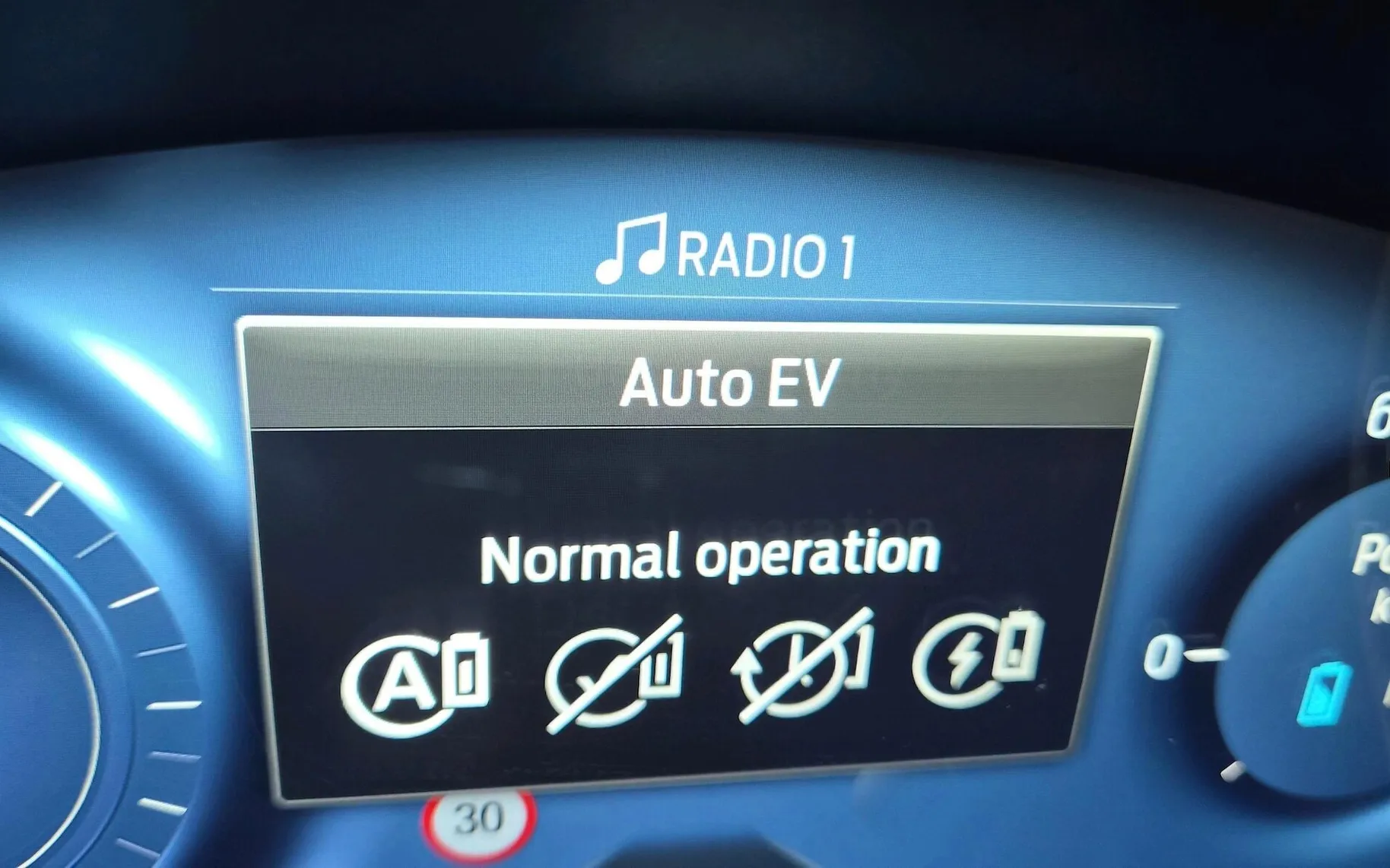 Zunanja slika - Ford Kuga - 2.5 Duratec PHEV Vignale AVT.-SLO-USNJE-HEAD-UP - 29