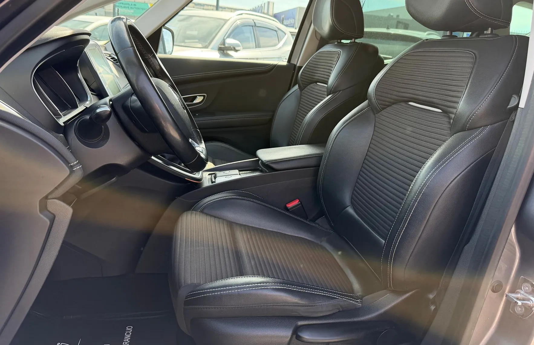 Zunanja slika - Renault Scénic - Scenic 1.7 DCI-LED PURE VISION-NAVI-MRT.KOTI-LINE ASS. - 9