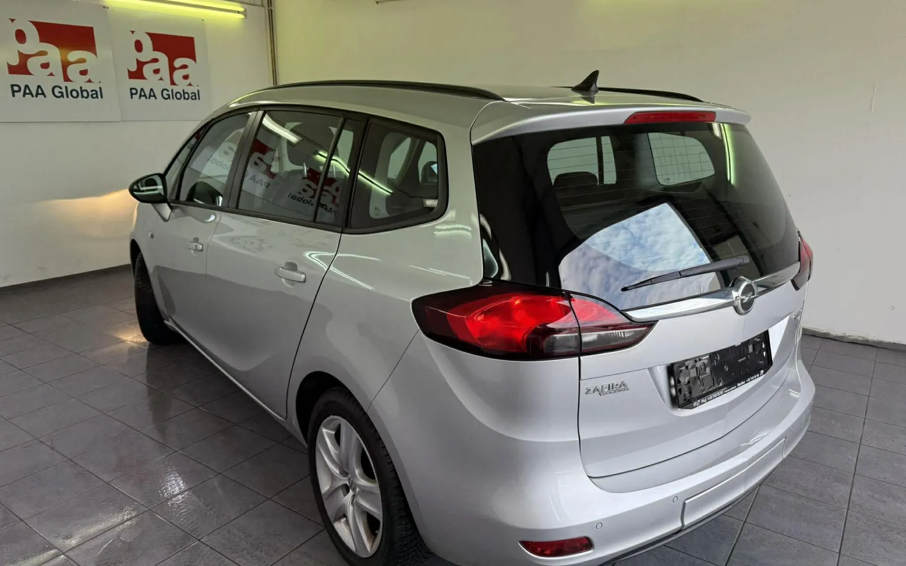 Zunanja slika - Opel Zafira - Opel  1.4 TURBO 103KW.NEMŠKI.NAVI.7 SEDEŽEV. - 3