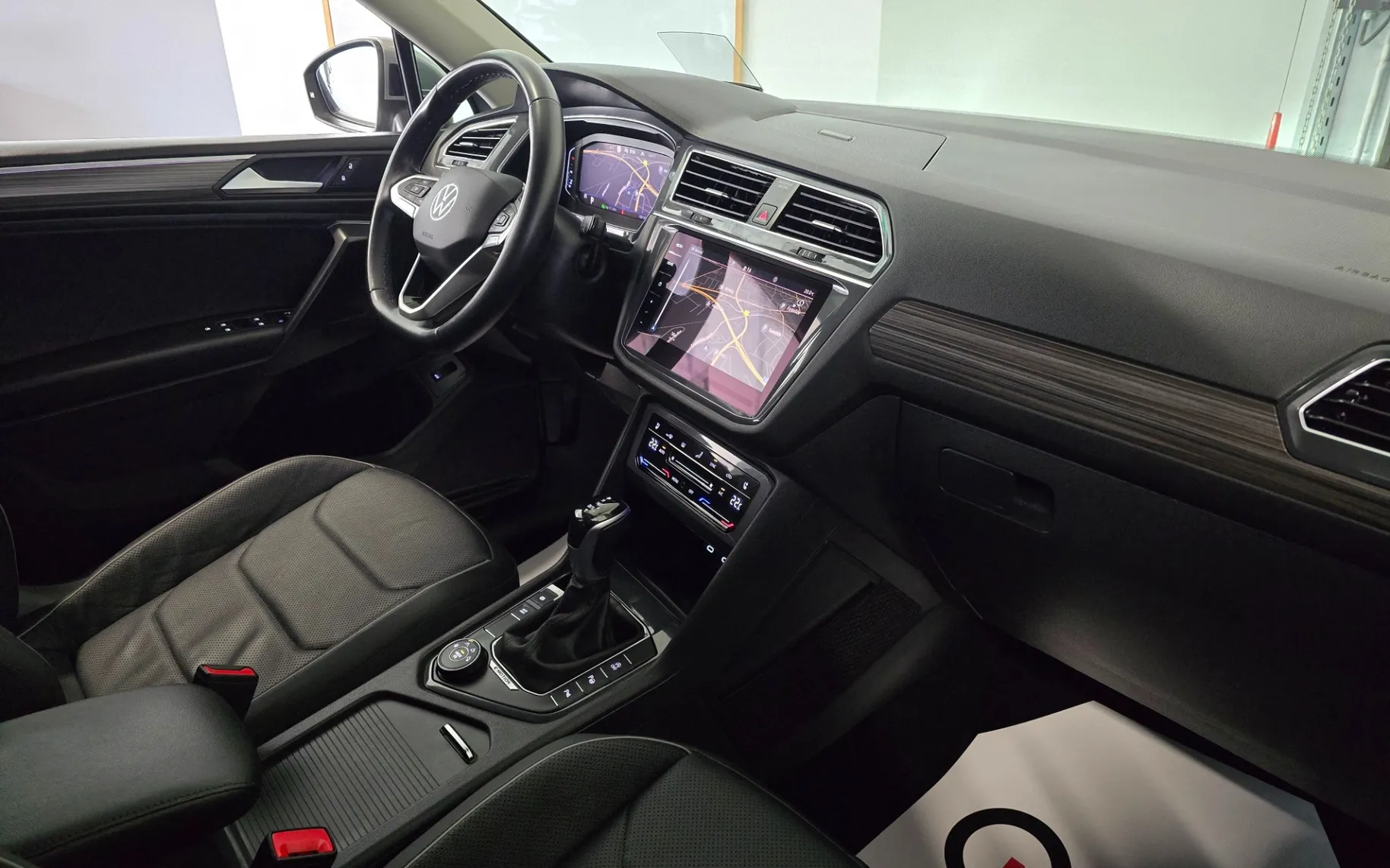 Zunanja slika - VW Tiguan - 2.0 TDI 4Motion DSG Elegance - 11