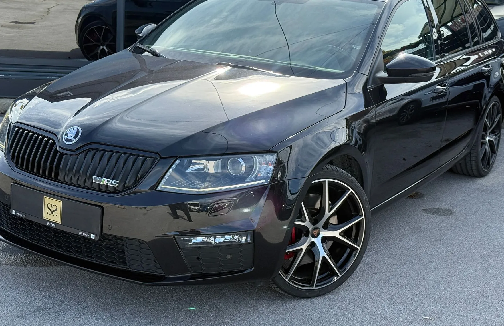 Zunanja slika - Škoda Octavia - 2.0TSI RS DSG 162 kW Panorama BiXenon Navi 71000km - 1