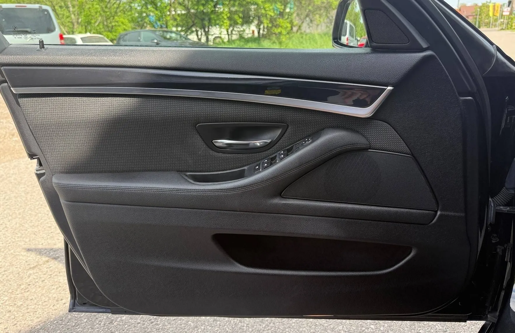 Zunanja slika - BMW Serija 5 - Touring: 525d M PAKET BI-XENON RADAR NAVI PDC KAMERA TOP - 11