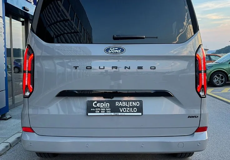 Zunanja slika - Ford Tourneo - Custom 4x4-2.0TDCi-L1-TITANIUMX-AUT-AWD-RADAR-TEMP-SLO - 5