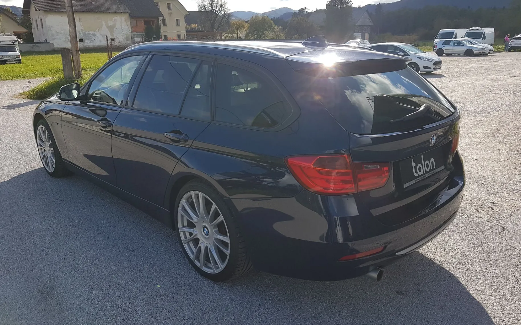Zunanja slika - BMW Serija 3 - 320d xDrive Touring AUT - 7