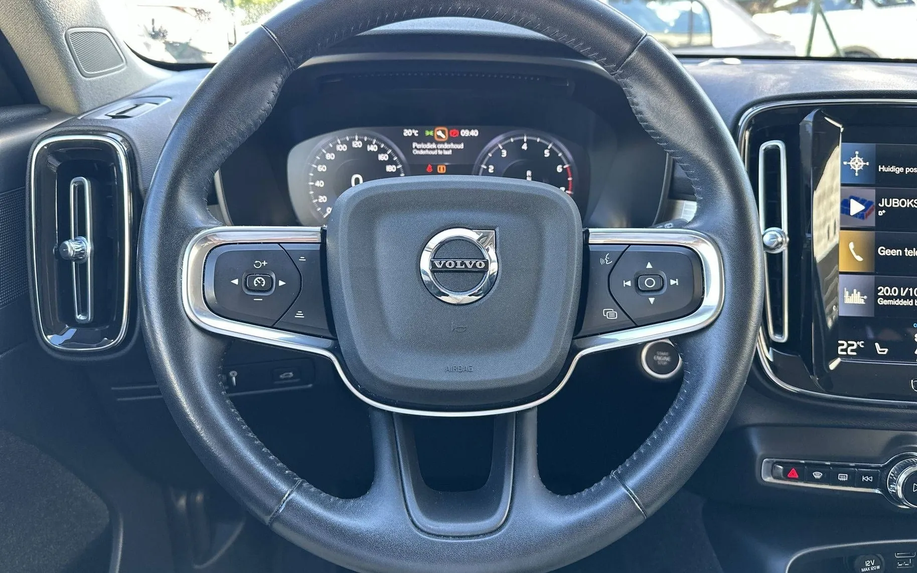 Notranja slika - Volvo XC40 - T3 Momentum Pro Avt. - 14
