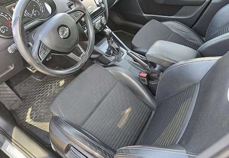 Zunanja slika - Škoda Octavia - 2.0 TDI RS DSG 135  184 TOOP OHRANJENOST - 10
